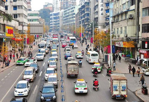 內(nèi)江"四方塊"施工致堵車嚴重 明日可恢復通行(圖1)