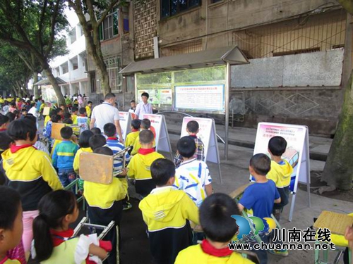 瀘縣得勝：道路交通安全教育活動進(jìn)學(xué)校(圖1)