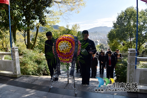 古藺縣法院二支部開展“不忘初心、牢記使命”主題黨日活動(dòng)(圖3)