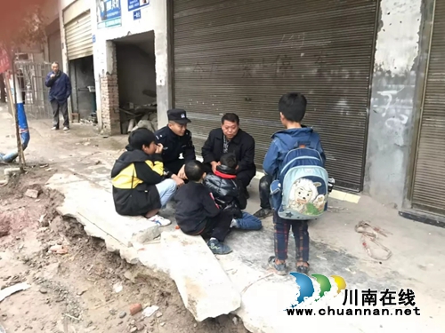 合江民警溫情救助：寶貝別哭，蜀黍帶你們回家(圖3)