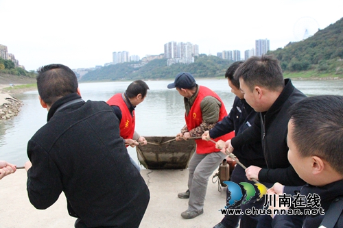 全面禁捕啟動(dòng) 龍馬潭區(qū)紅星街道7艘漁船退捕上岸(圖1)