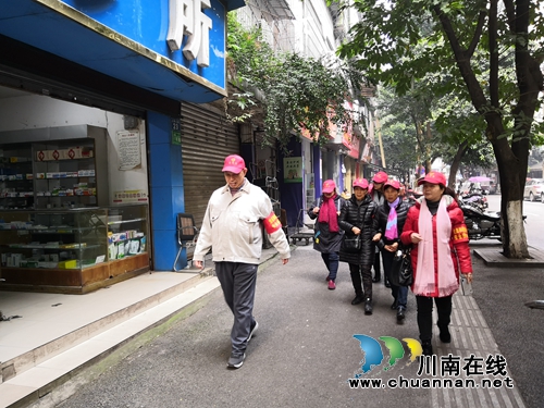 龍馬潭區(qū)小市街道志愿服務活動踐初心(圖1)