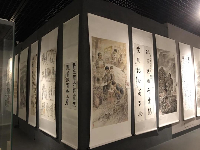 “磅礴烏蒙?奔康圓夢(mèng)”云貴川三省五市州書畫攝影聯(lián)展在瀘州舉行(圖5)