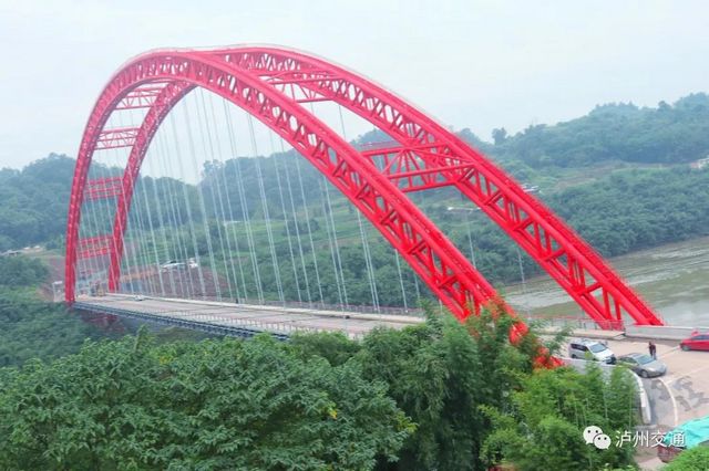 瀘州：車輞大橋正式通車試運行 海潮沱江大橋?qū)崿F(xiàn)功能性通車(圖2)